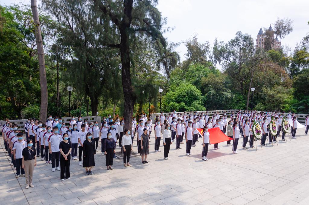 40946186488A351CB7F94F430ED_CF0653A0_24E5B