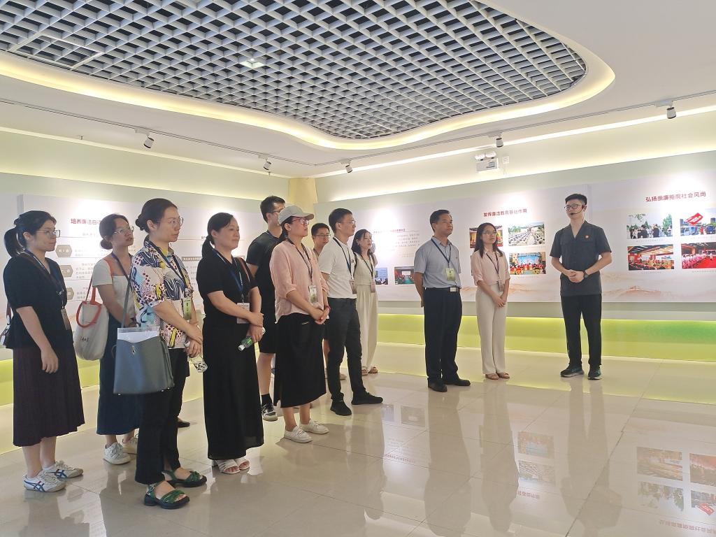 5732A0E8EC582261A57C044BB21_CA0A20F3_1F467