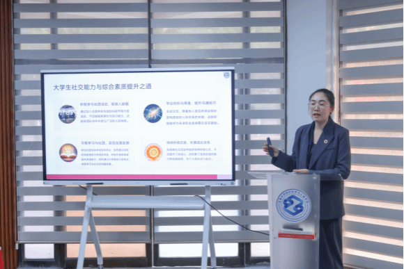 F92491F20B985E1E0C5042C2771_32A16691_16AC2