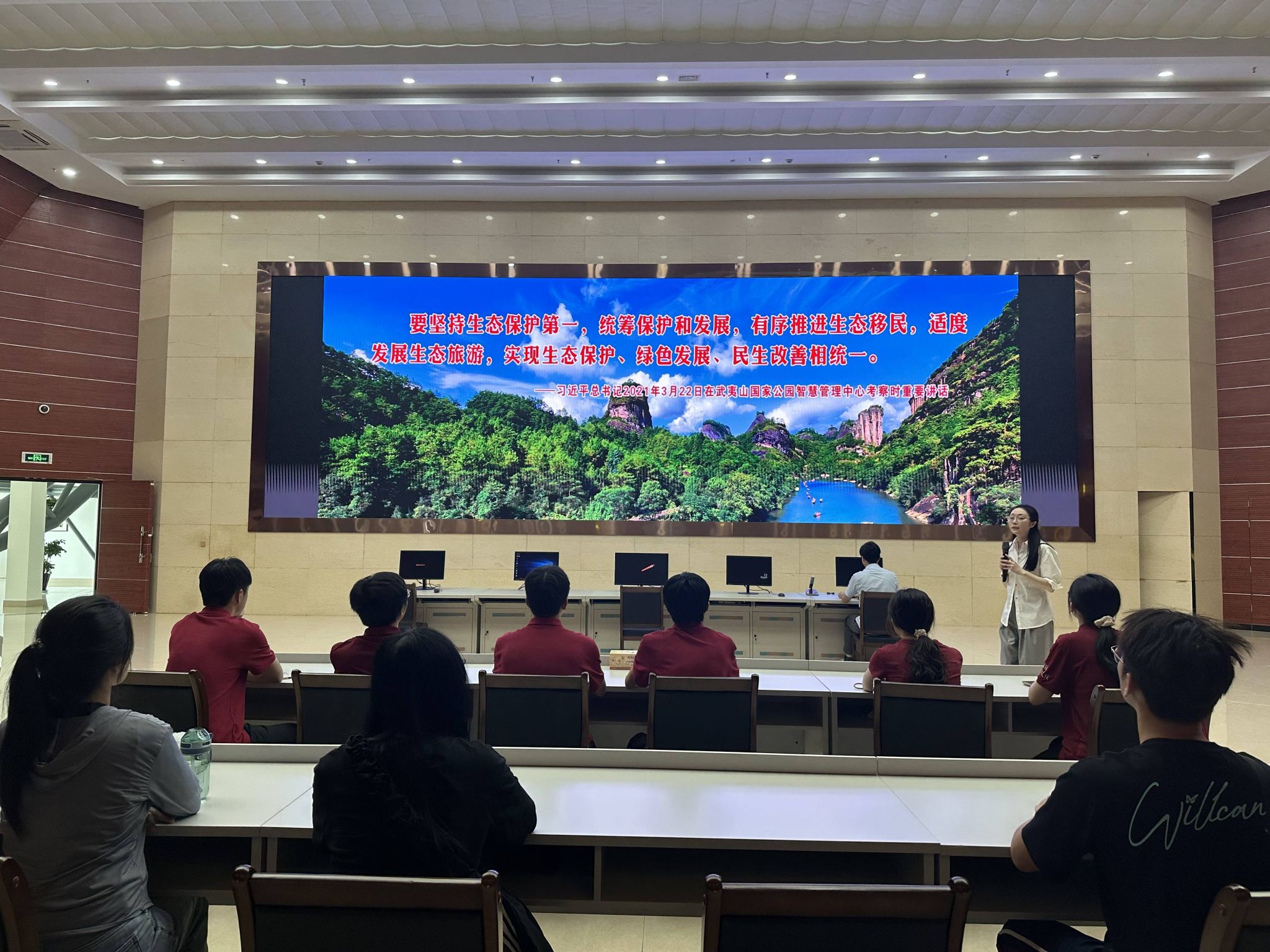 39577943CE8EBC1A3AAEFF922C5_B52801CE_705D5 39577943CE8EBC1A3AAEFF922C5_B52801CE_705D5