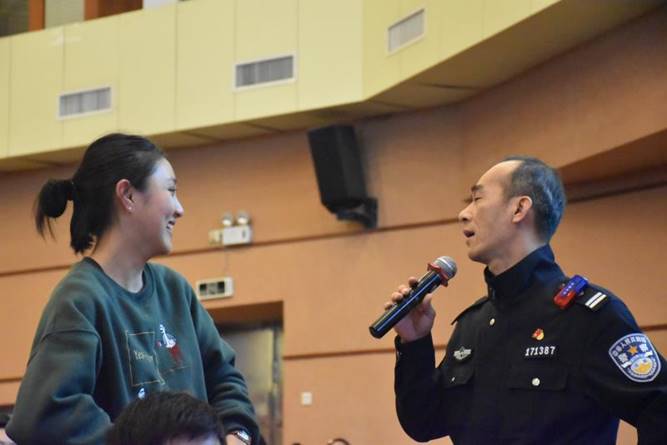 668BDA7D7EEFA7EE14835CFF2BF_0B374B6C_6926