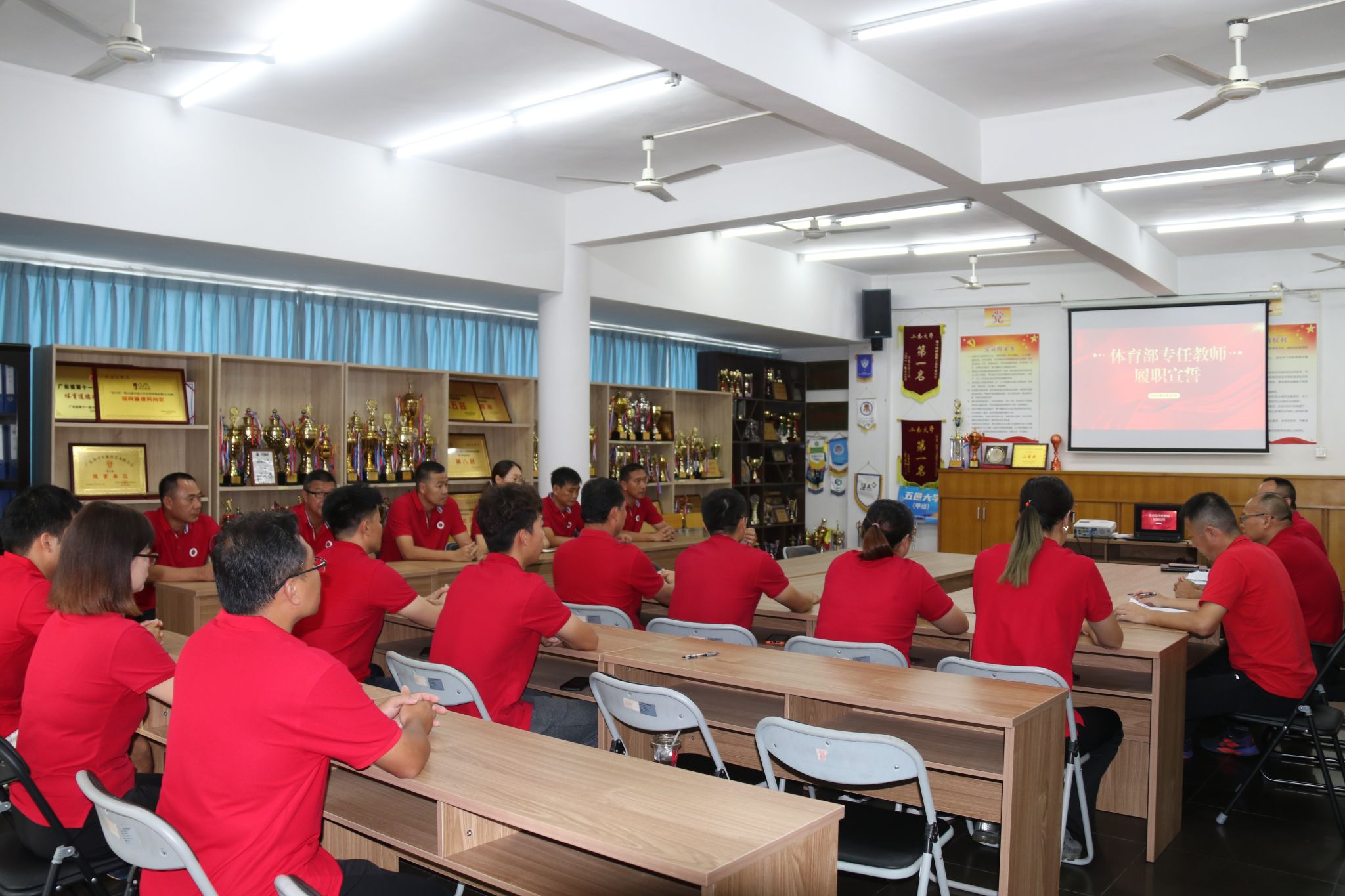 CC4EF1D25186948F07FCAB8B9E0_1107BA11_49B22