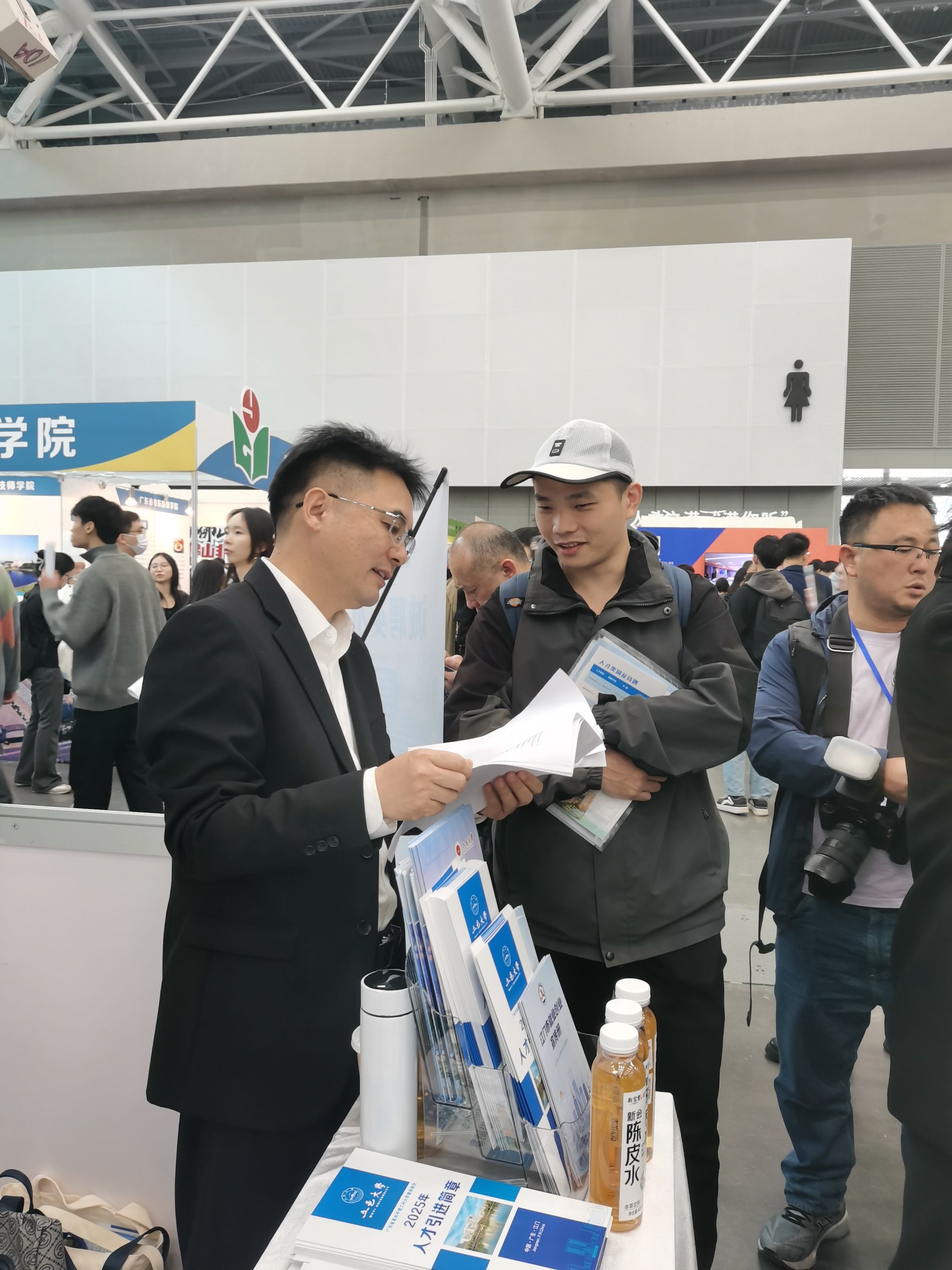 FD7CE5BD2FF58DCA6A87FE7A26D_785447CA_77A17