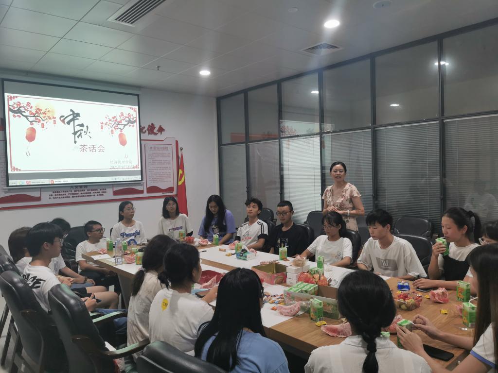 B3CB1968F2279F8E4BC4C415721_353192F2_17FB4 17FB4