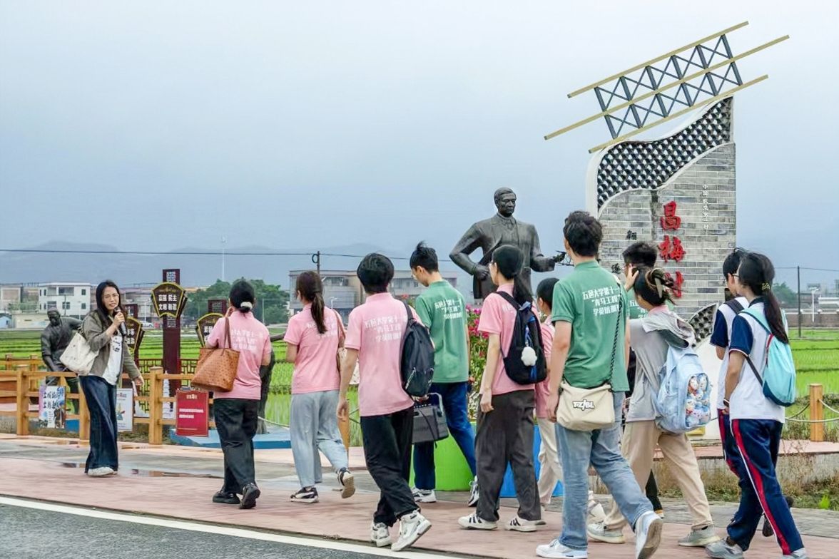 174F4D95F819551FEABA846889E_7C838348_2564D 174F4D95F819551FEABA846889E_7C838348_2564D