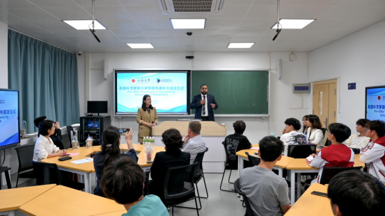 FF2C72105C8EE8B1EDEE6C2F34E_0165F6A8_A8520