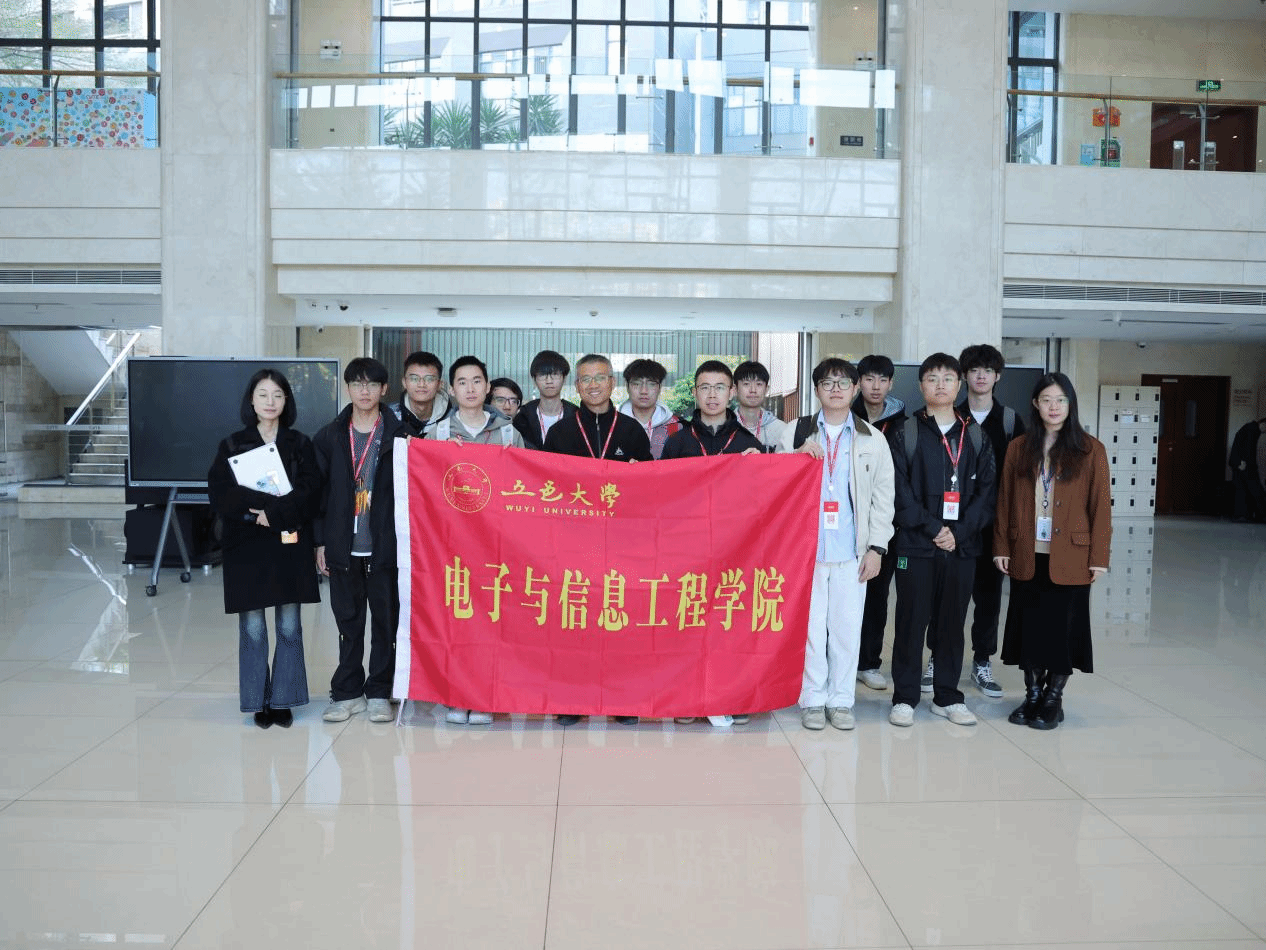 D2321D6DD242D1CDABD589E1FC1_77950D72_73EC5