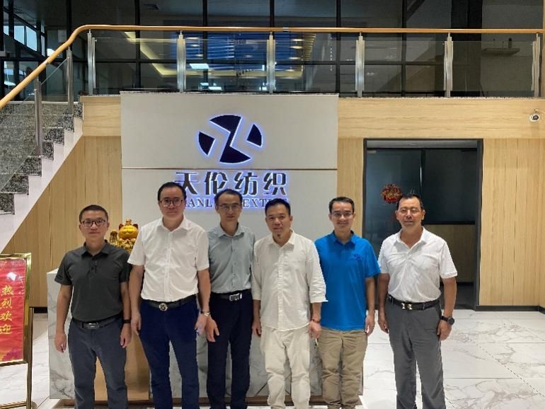 7827FE78AA32599BD284340D2E5_75873861_1393F