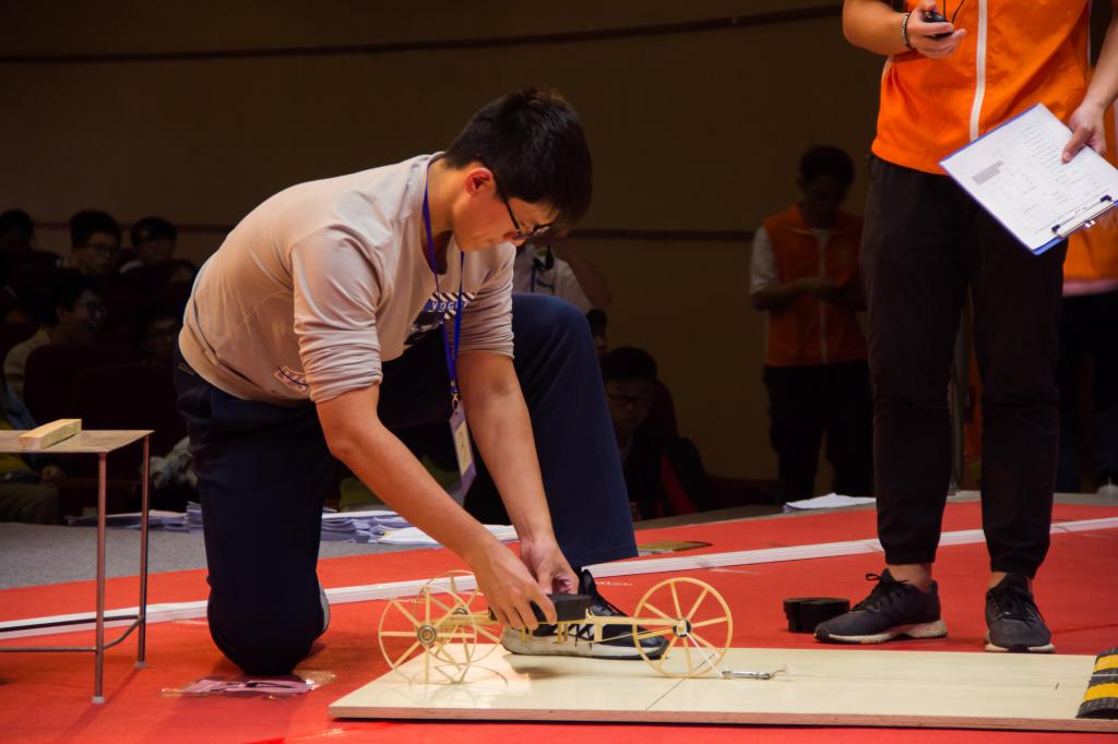 C52B3C64AD2127F77AC06B4490D_CDB9DEBF_10D9E