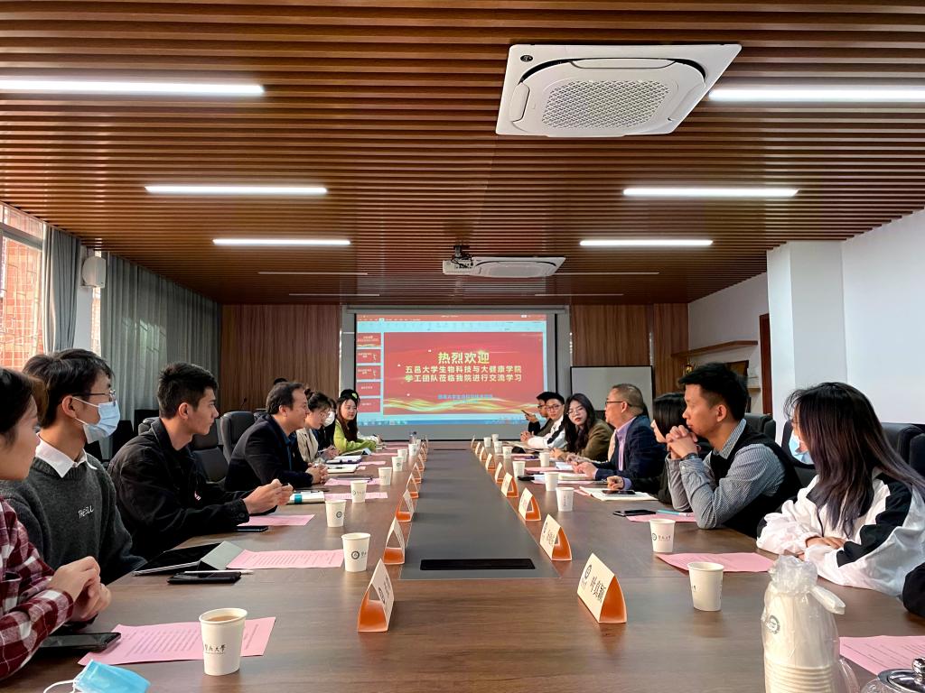 1C001ADFD4F1DF67E1359E1881B_3E3C29D7_234CE 1C001ADFD4F1DF67E1359E1881B_3E3C29D7_234CE