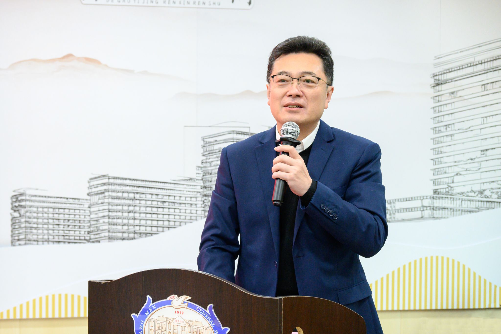 51F3625F8E01A706869A5A655CE_8A531D3D_37BFF