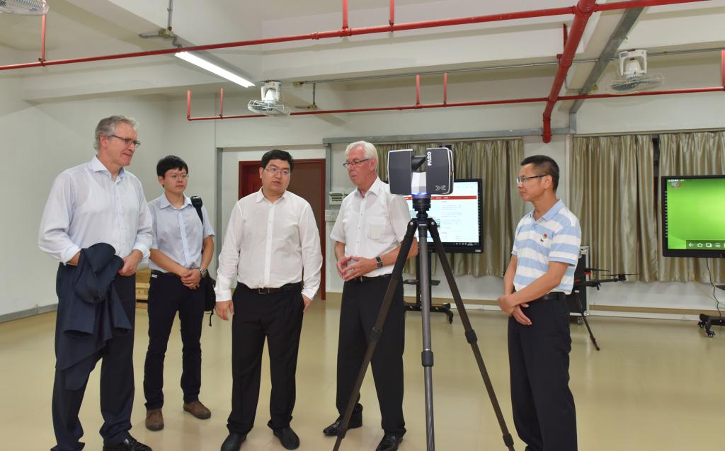 E5DA4618F3339CF5B0E54D5A51C_1DE294F0_12F1D E5DA4618F3339CF5B0E54D5A51C_1DE294F0_12F1D