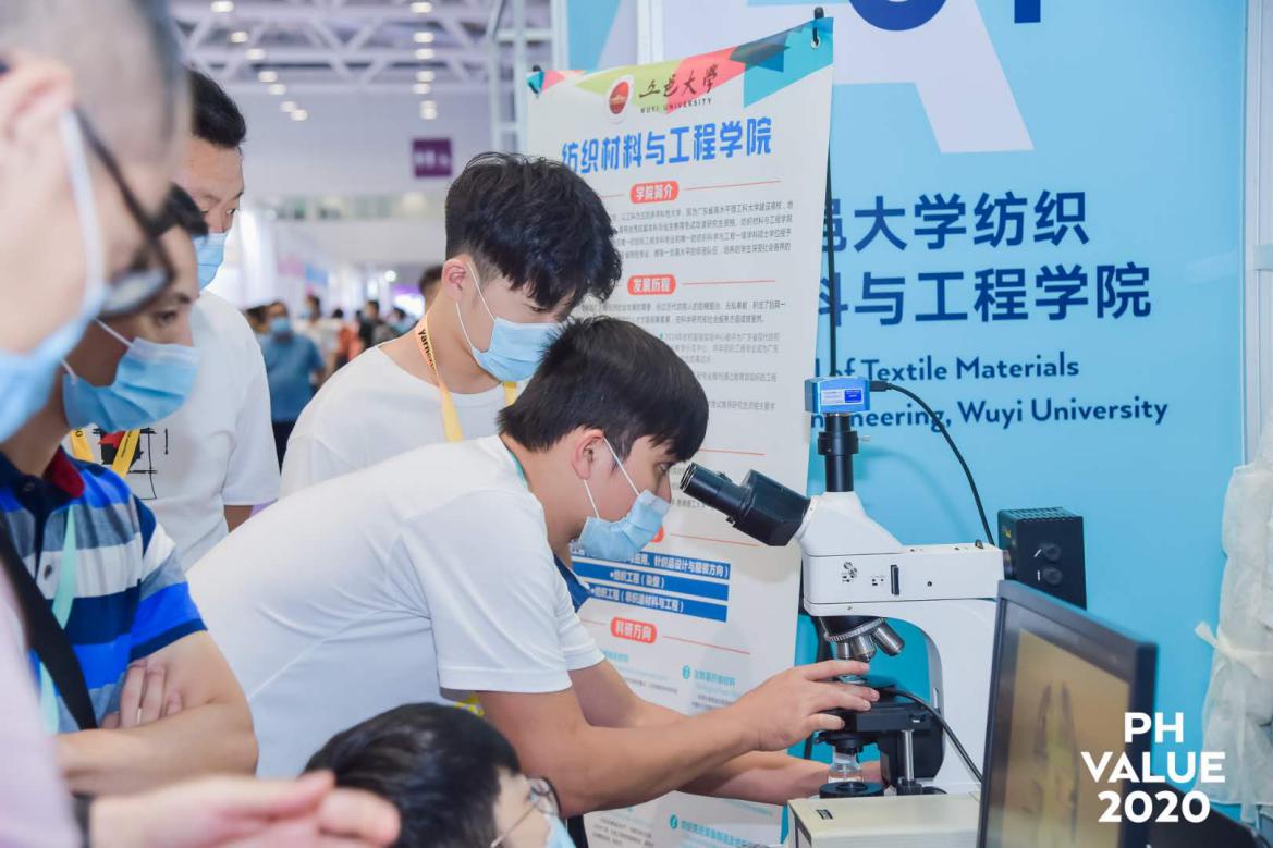 B6D909C03B4709955CC4AFF113C_51D3AD07_18D92