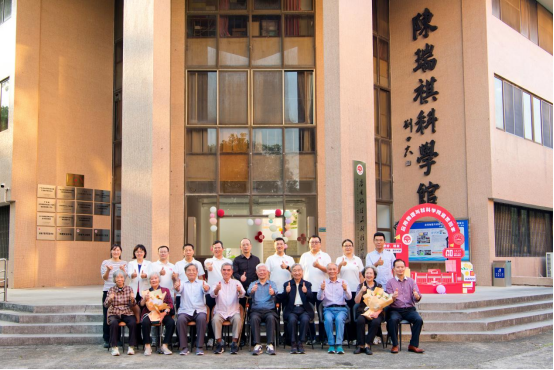 485673CD2526B46CF5855EBF074_F0620906_C89C3