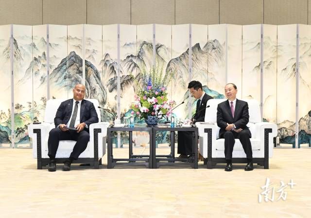 5B9389F077E0BA9F6C44FA9ADB6_D16D33A7_CBAC