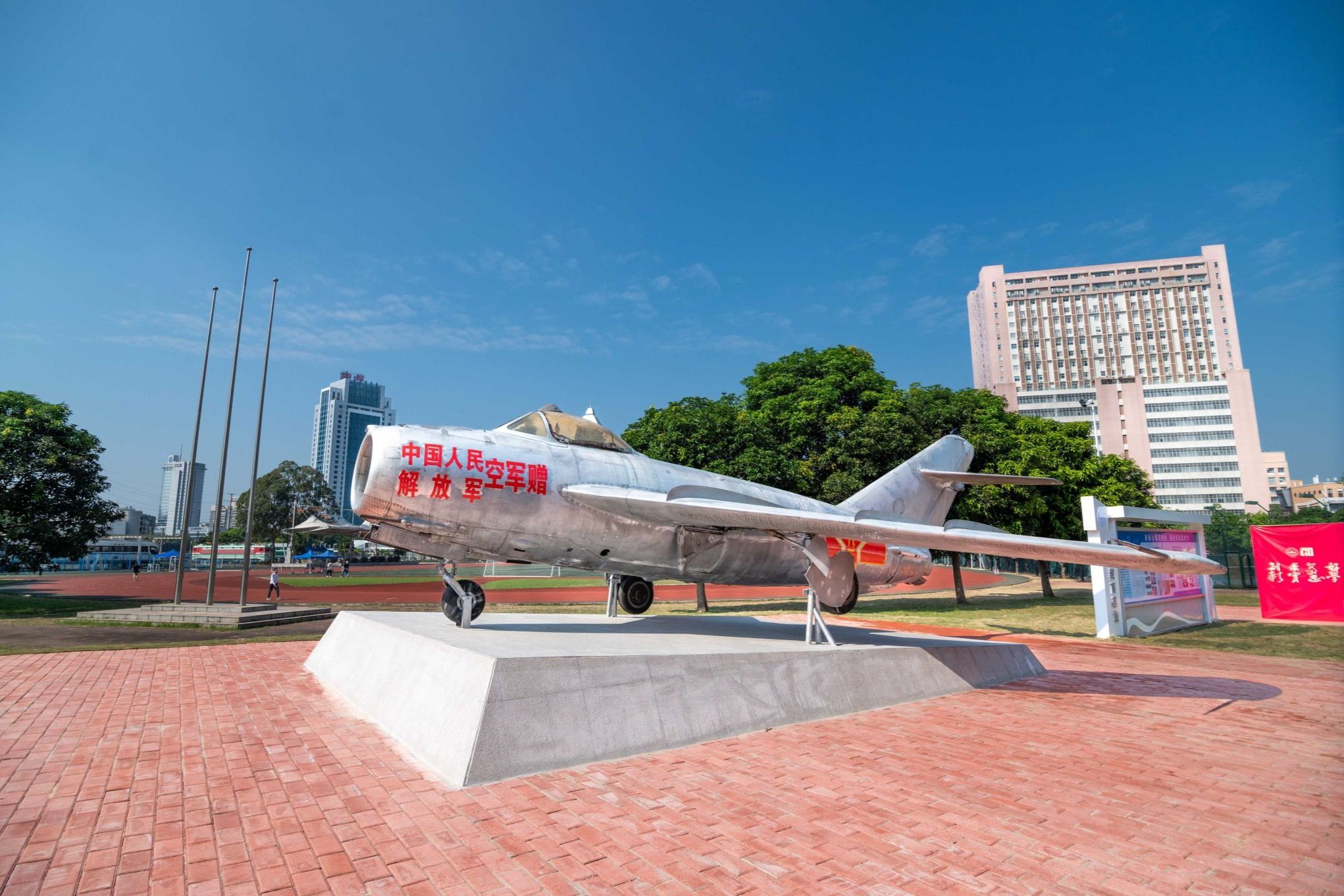 ӥ������