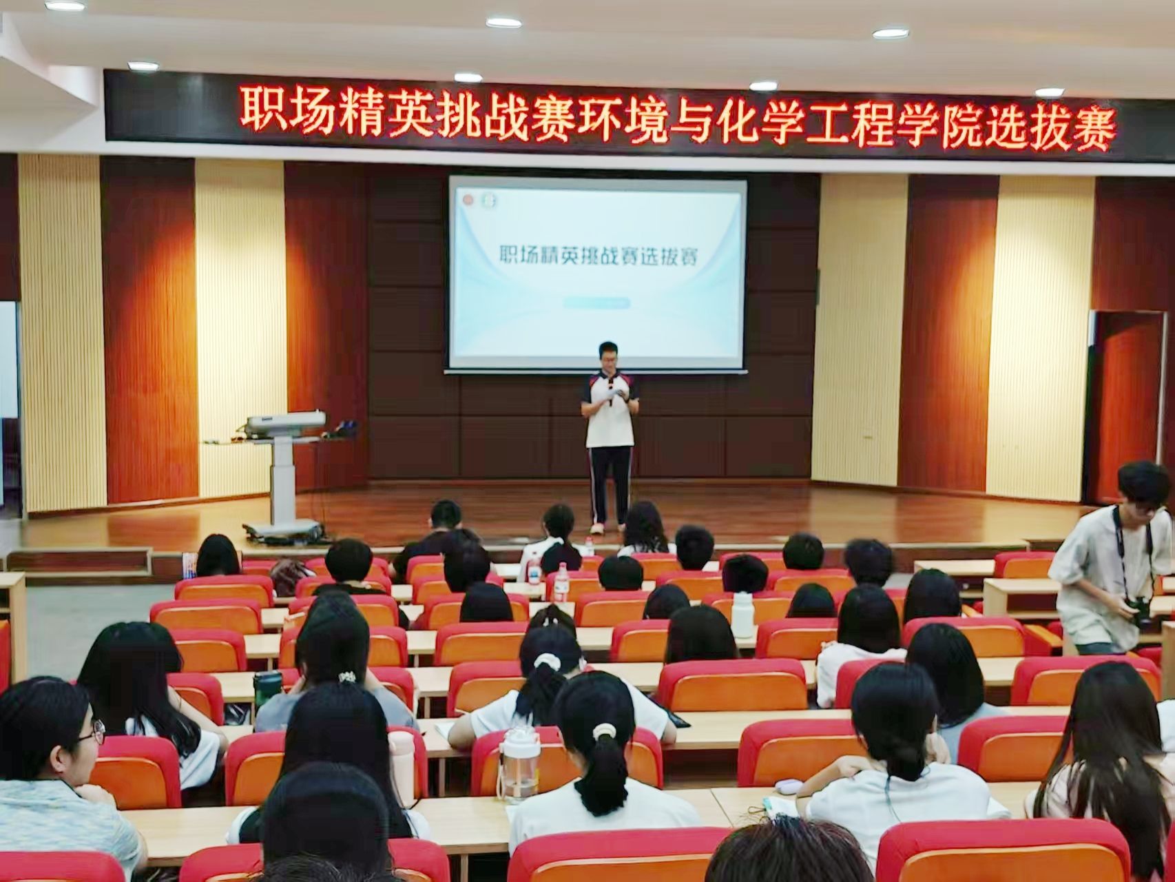 D06EBC5DE43628BB558C7A34E65_36366075_3F4DB