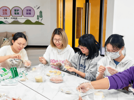 81CF9FFF590EF2130732D733868_02DFC0AE_19E06