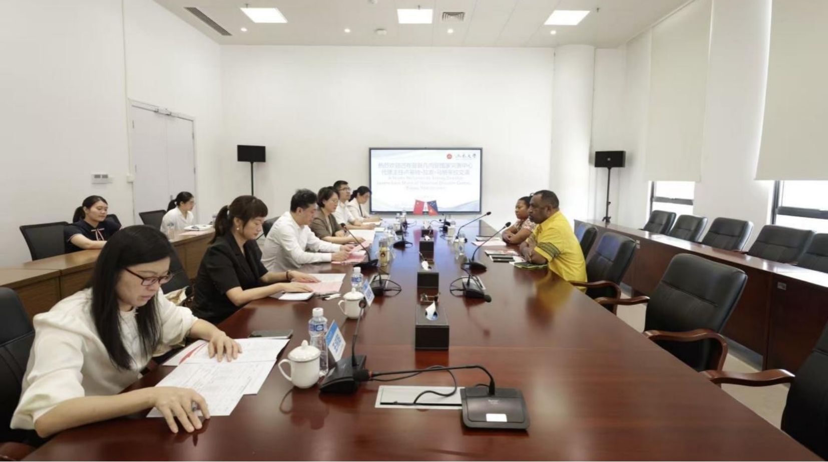 1CDEC780AF74BE42AD81D6ABCCF_05E37B93_1FD63 1CDEC780AF74BE42AD81D6ABCCF_05E37B93_1FD63