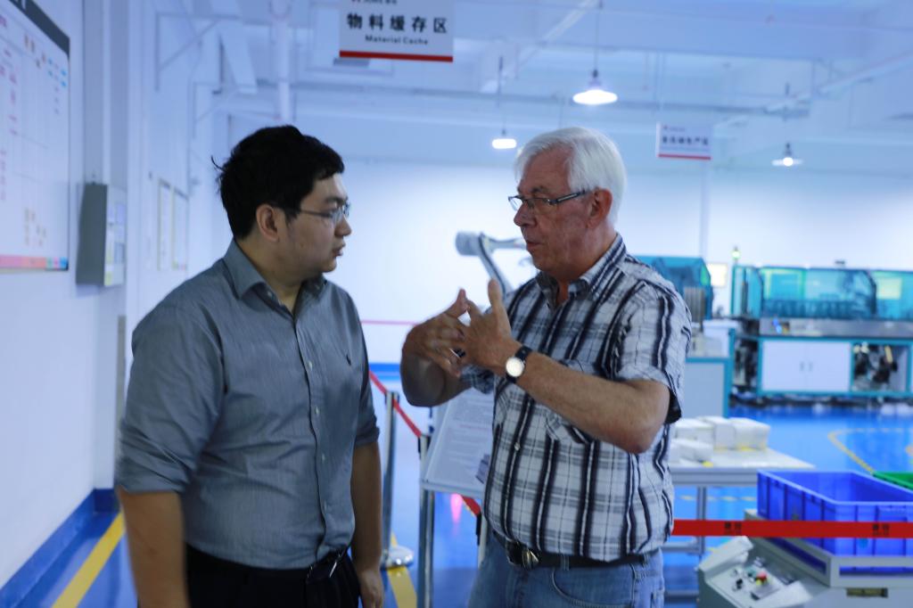 83210F3AD2FDA3DE1CA9EBAB80A_C4EE0985_10EB2