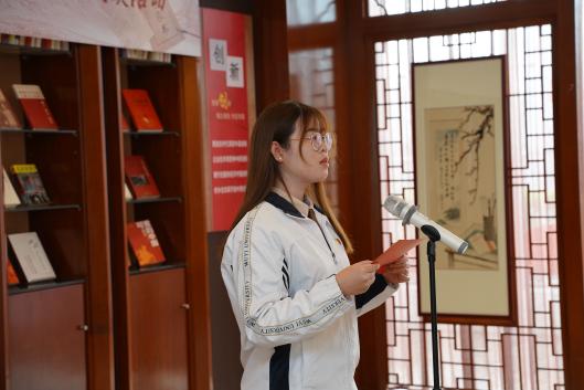 CBF0F731EF8A463F7F1BA6B1683_EE666384_7A81