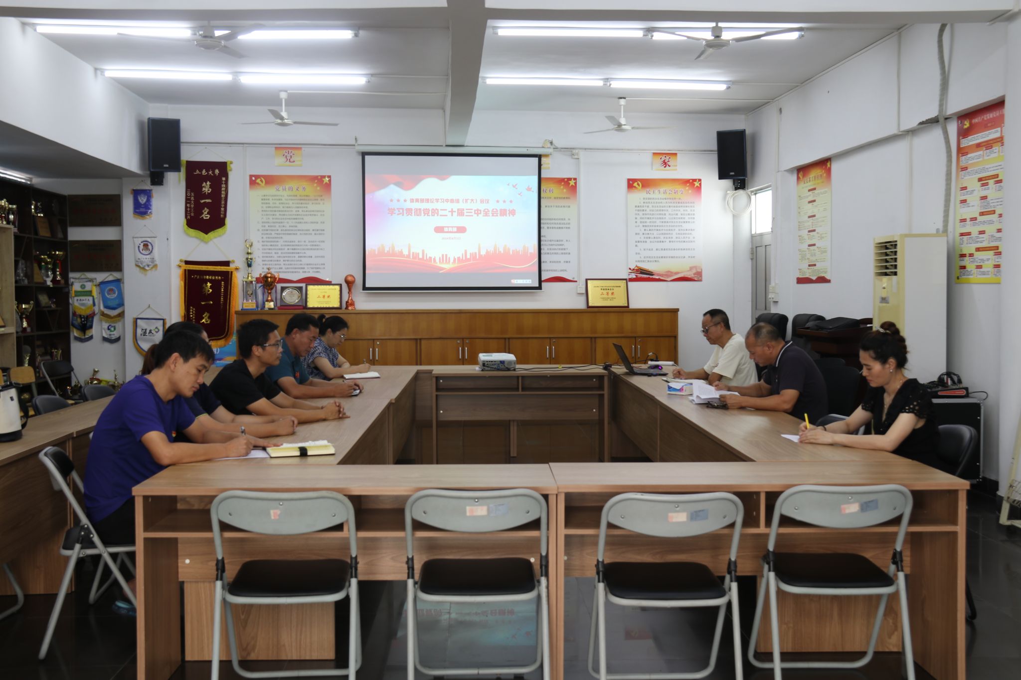 2C3C8B66410A36AA0B85D1DA3A7_1F111B71_414B0 2C3C8B66410A36AA0B85D1DA3A7_1F111B71_414B0