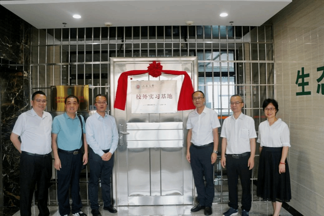 BFB36E1F12477AA21EF4AB47270_D41E7A7E_55410