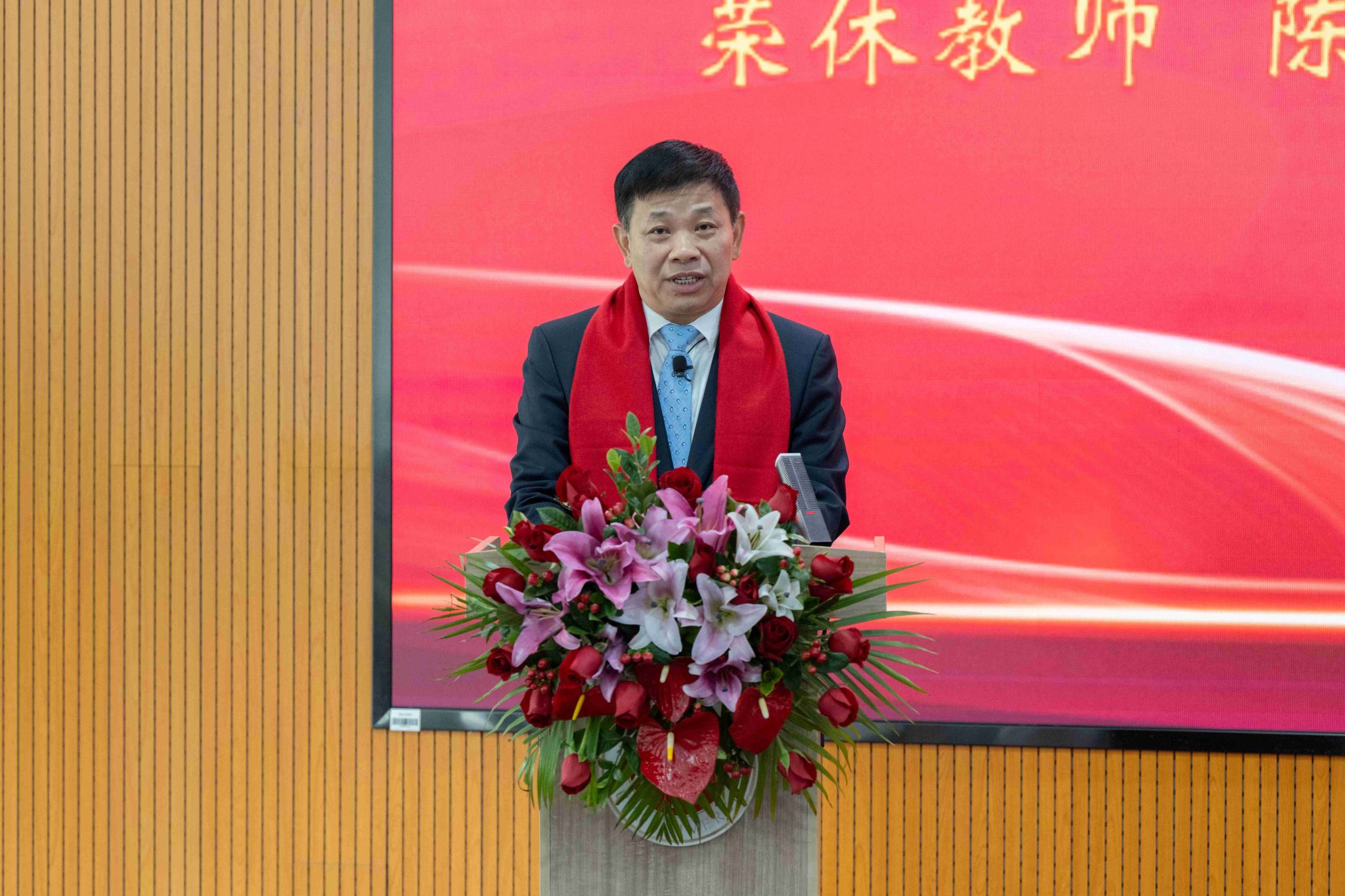 0DB5C2B45EAC24317CC6908FB44_EA9C8F47_5B91F