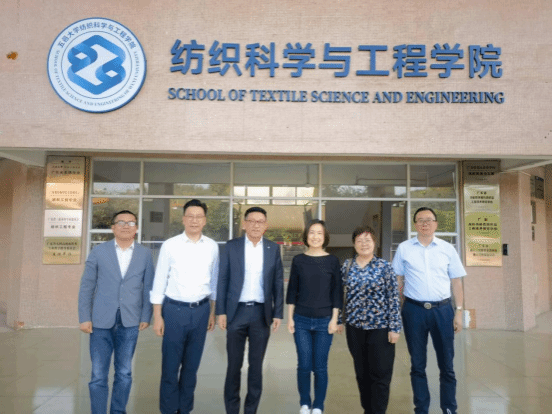 3C2209C1F2D54AACB4550259343_879A7919_1D291