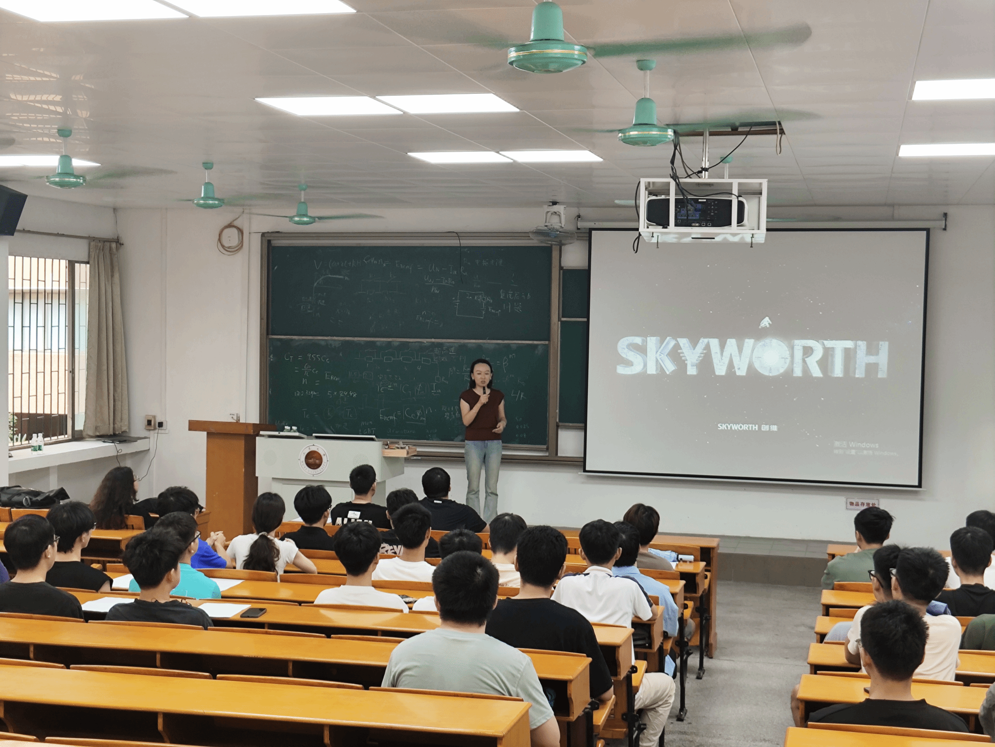 7D48E14C9A5B5314C108189E13C_63879F96_113F3E