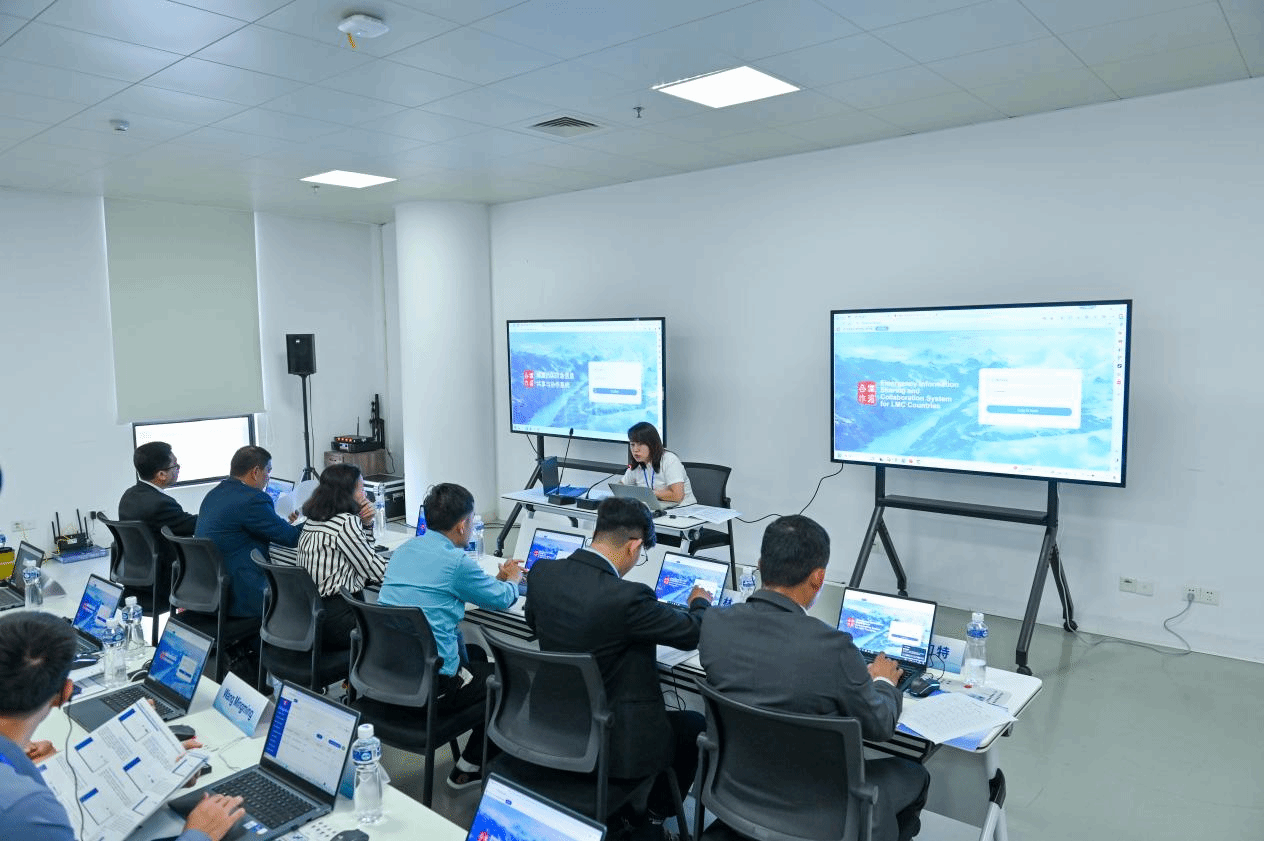 990531FCEB5C634B7A50467A50F_D50F434E_5718D