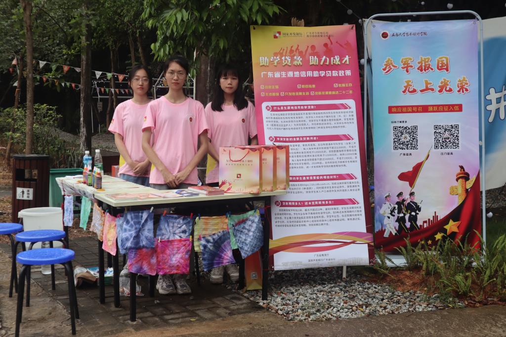 925A1BAD6FE153005F92A40E54D_992C56B9_20F1F.jpg?e= 925A1BAD6FE153005F92A40E54D_992C56B9_20F1F.jpg?e=