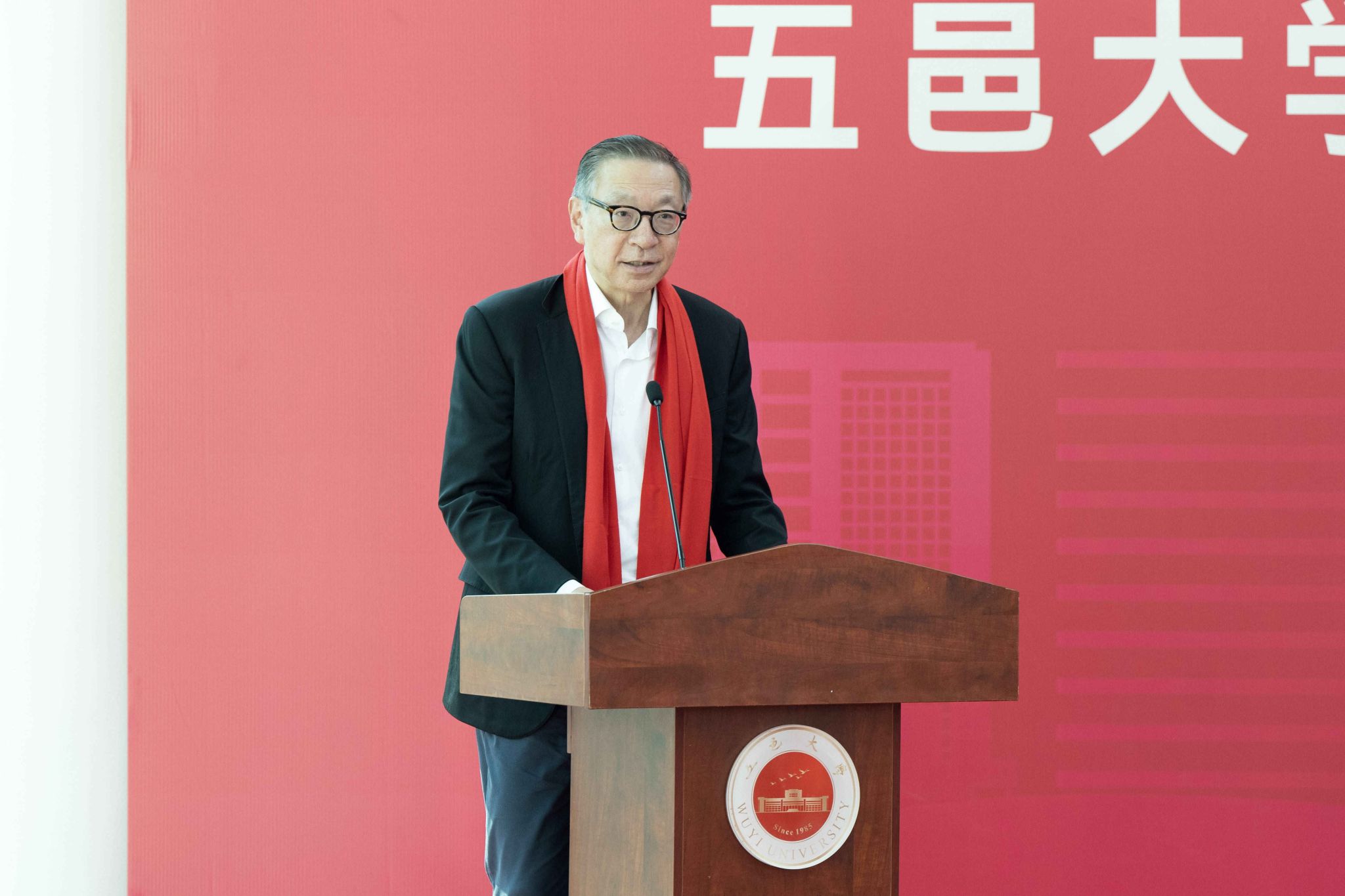 EDB0371BA93AEE9EDD085854681_5778E4CB_34B14