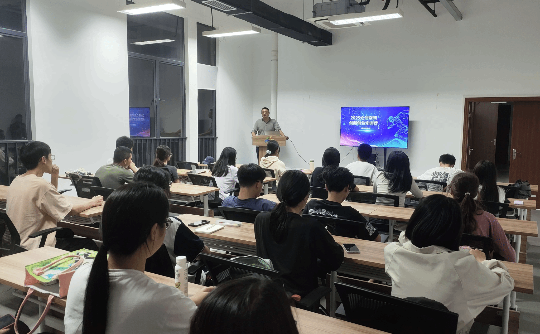 108321590FE77981F000C037830_43938F58_E7C74 108321590FE77981F000C037830_43938F58_E7C74