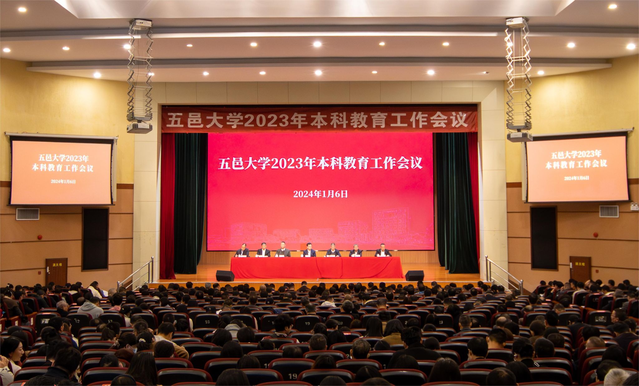 BBFC2E5B604970DD7B261BE8431_D0BF2831_4E818.jpg?e= BBFC2E5B604970DD7B261BE8431_D0BF2831_4E818.jpg?e=