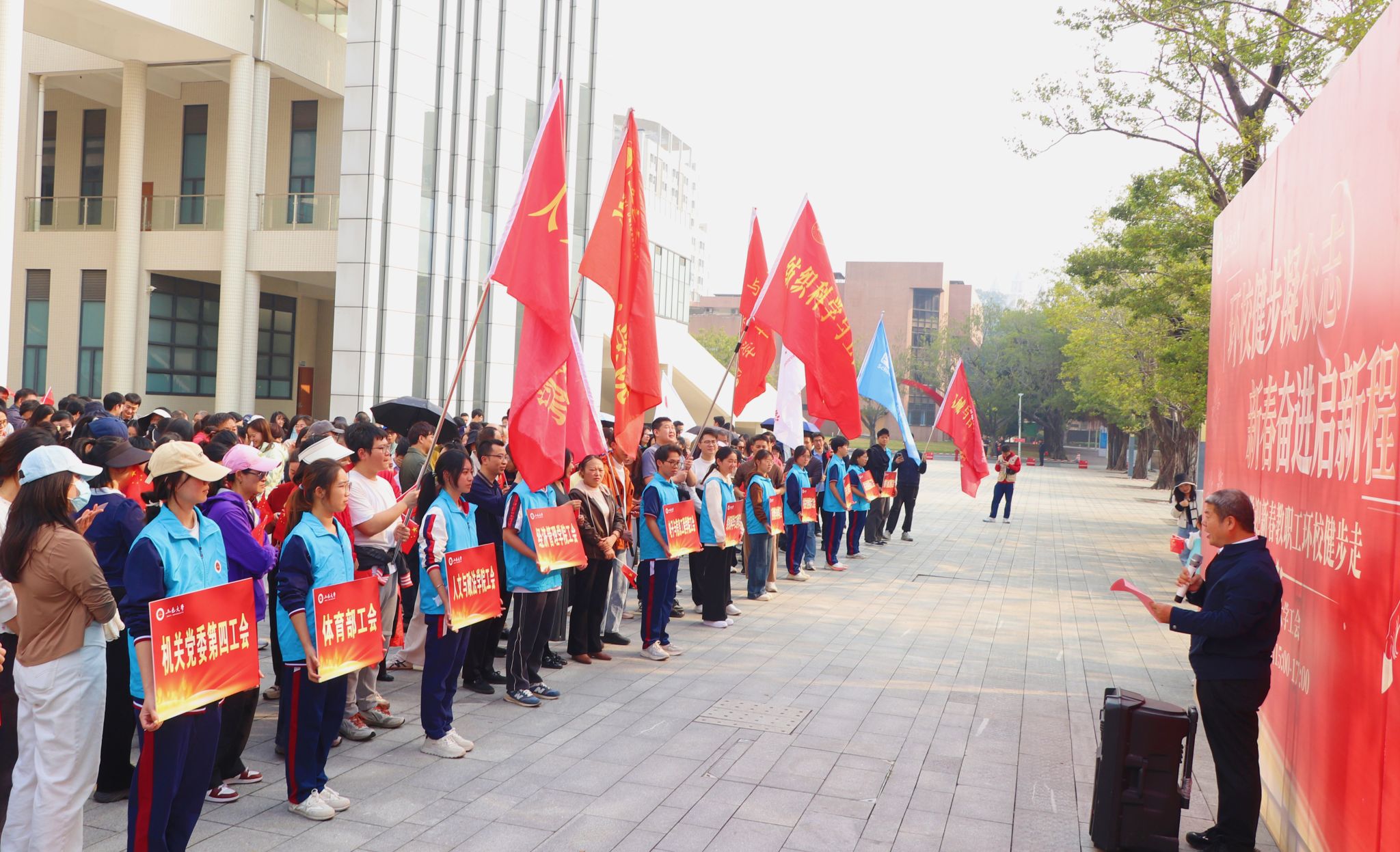 F21EC29A0858072C205922C4EBA_6B0FA147_61786