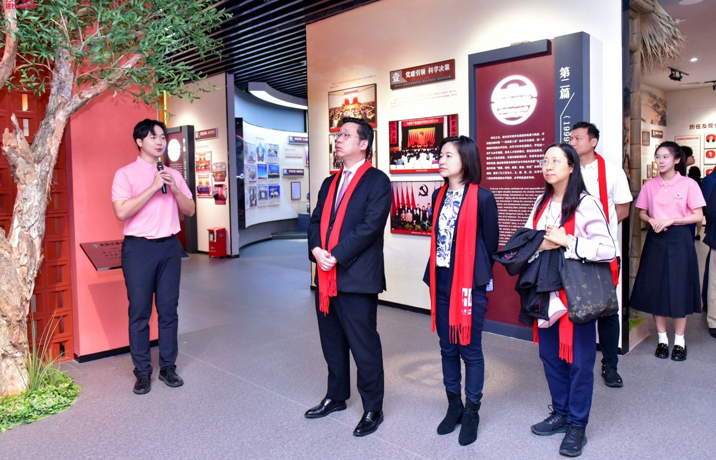 15ADE6FA9905E5618243CC9755C_38740677_3C2EE