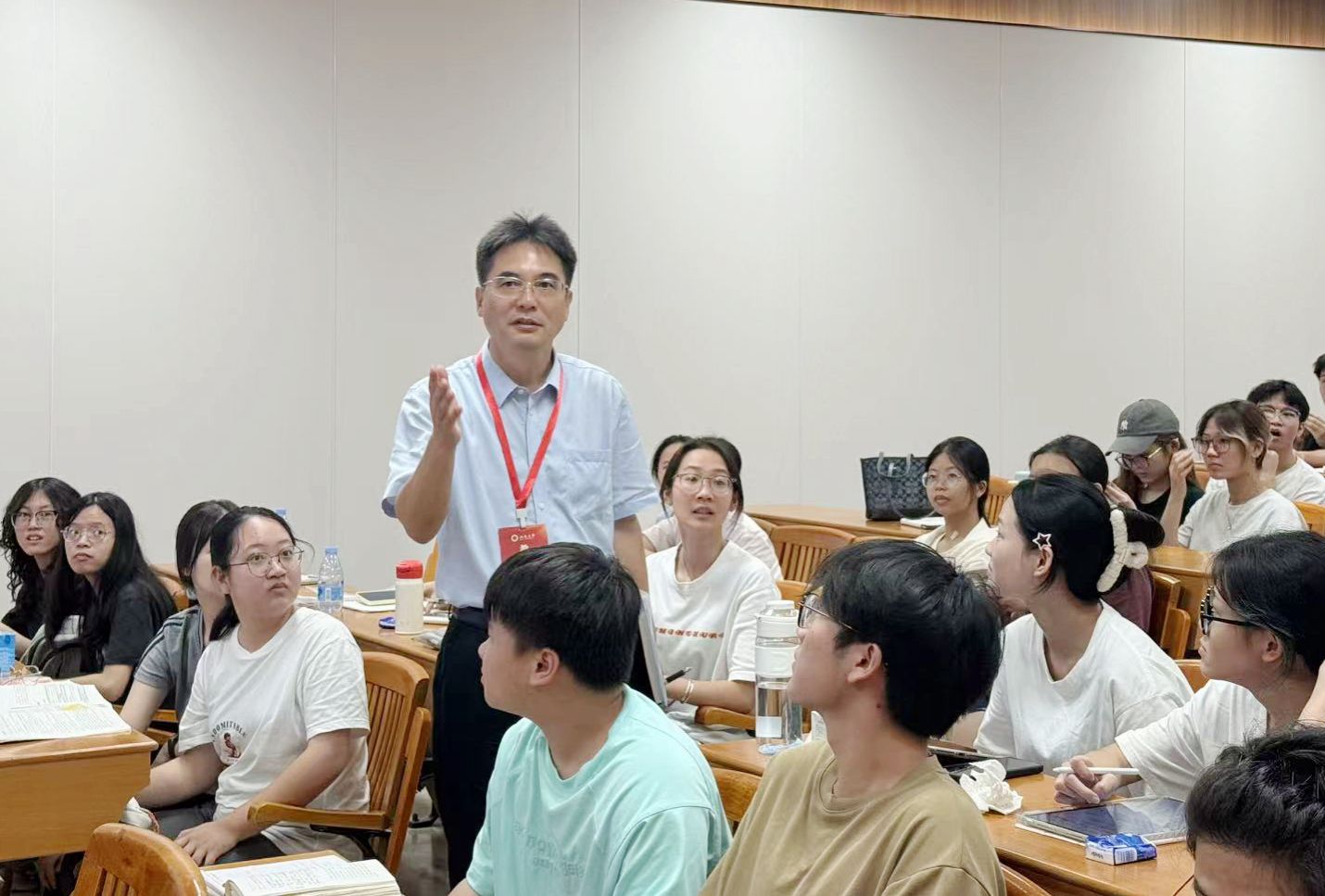 2B1E0449E1FE9A8E72BE8B1975A_AC31FE9D_2735E 2B1E0449E1FE9A8E72BE8B1975A_AC31FE9D_2735E