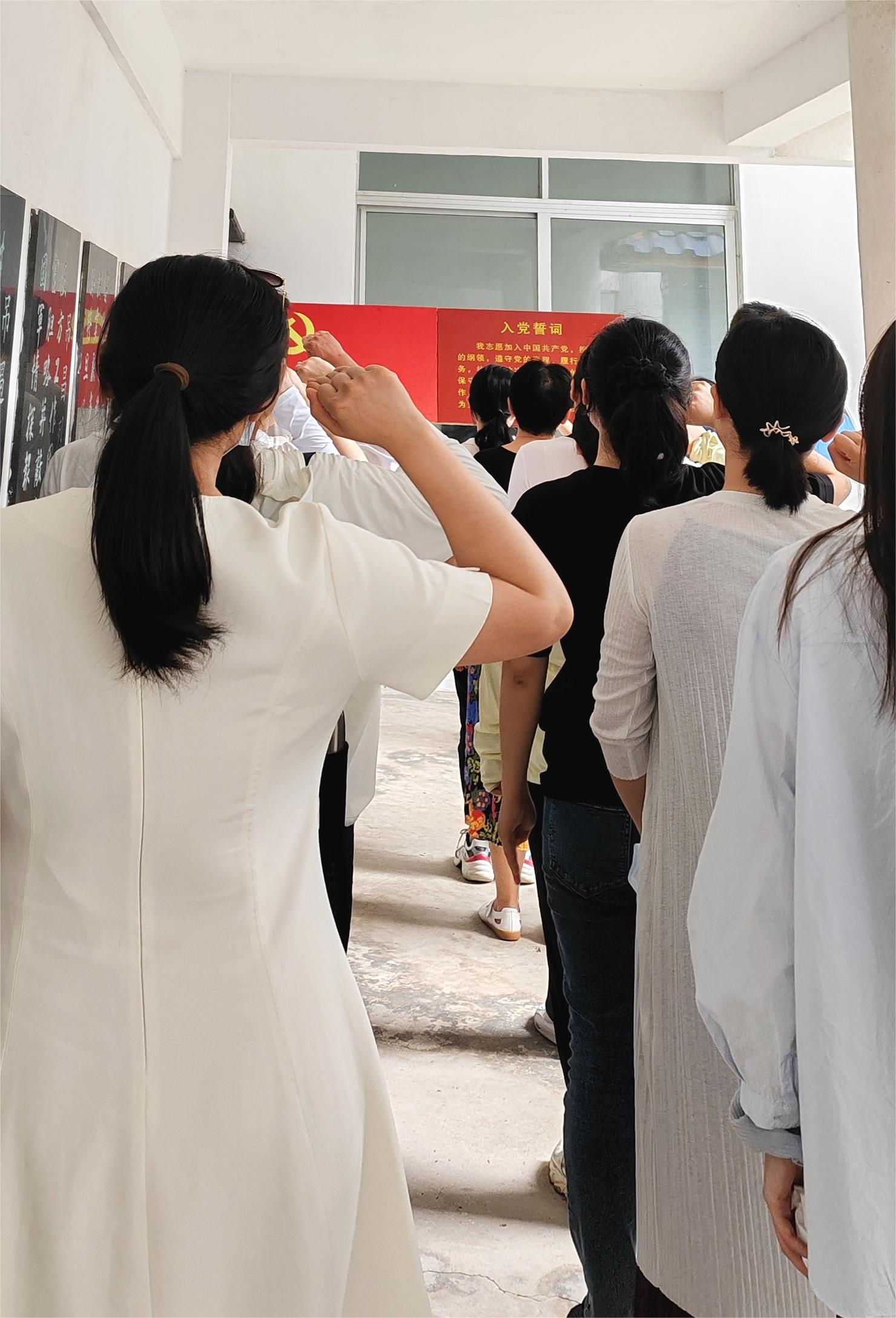 5510C372A7A7303C0C3C28010E0_F62E7F0D_49544