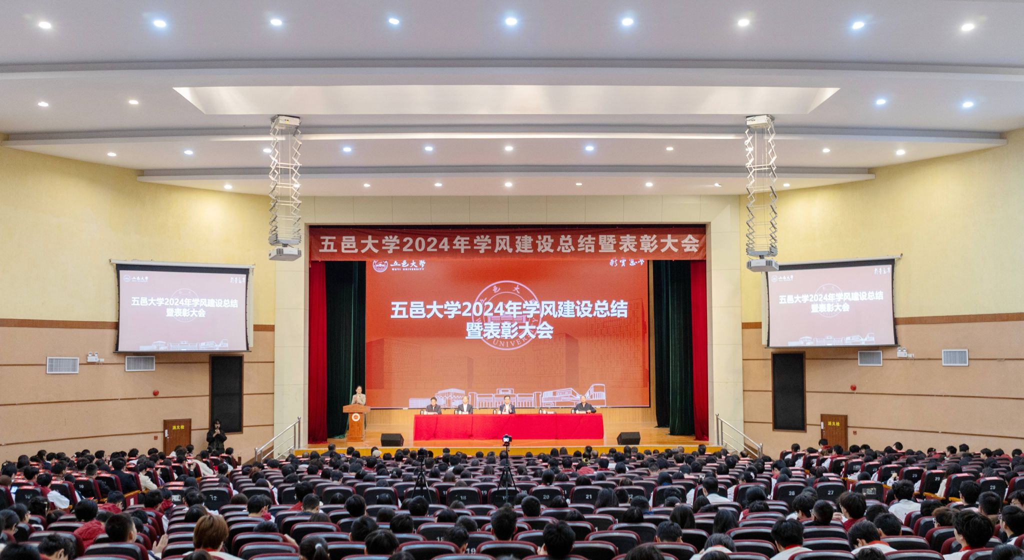 E451B88E42D88F8DD13A22F6A69_758A2BA1_4B673.jpg?e= E451B88E42D88F8DD13A22F6A69_758A2BA1_4B673.jpg?e=