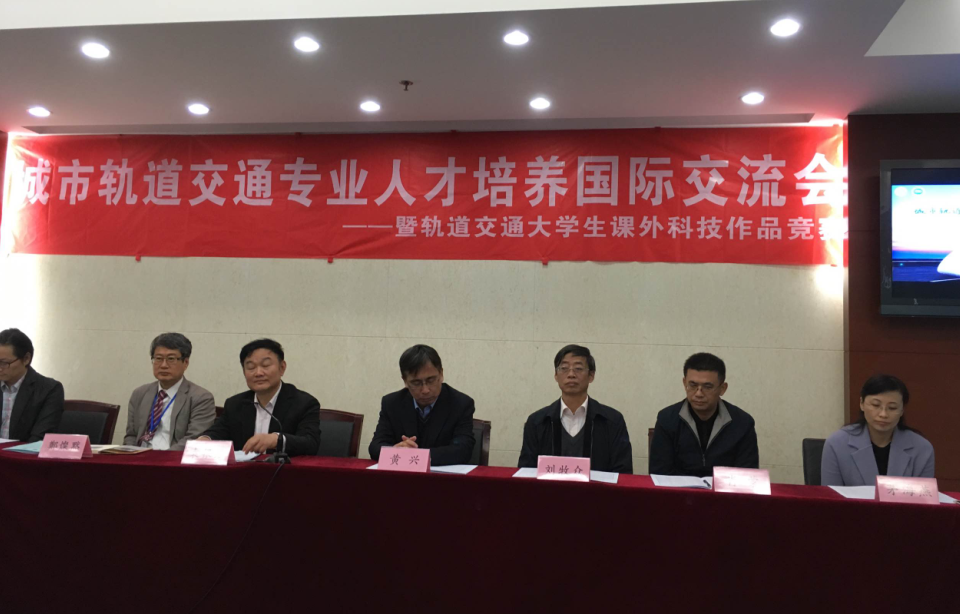 CF6823FF22DF5A05914E533A703_A2F25257_87044