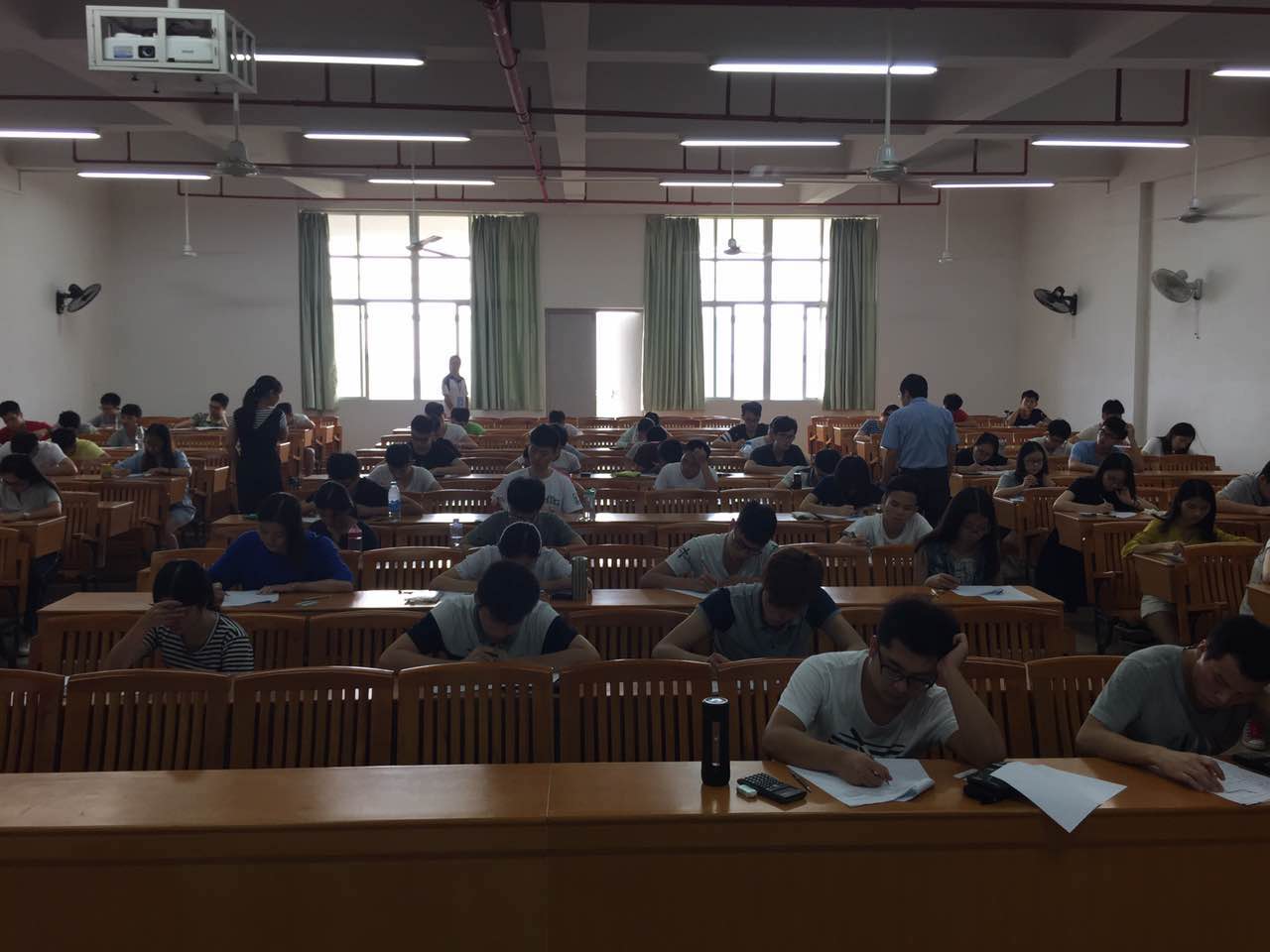 Ҽ������app����(�й�)�ٷ�������