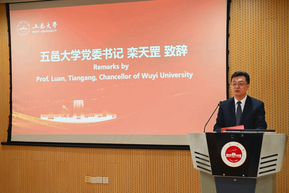 4EC8712DA3F9592F0FA8818A799_74914711_45A9B 4EC8712DA3F9592F0FA8818A799_74914711_45A9B