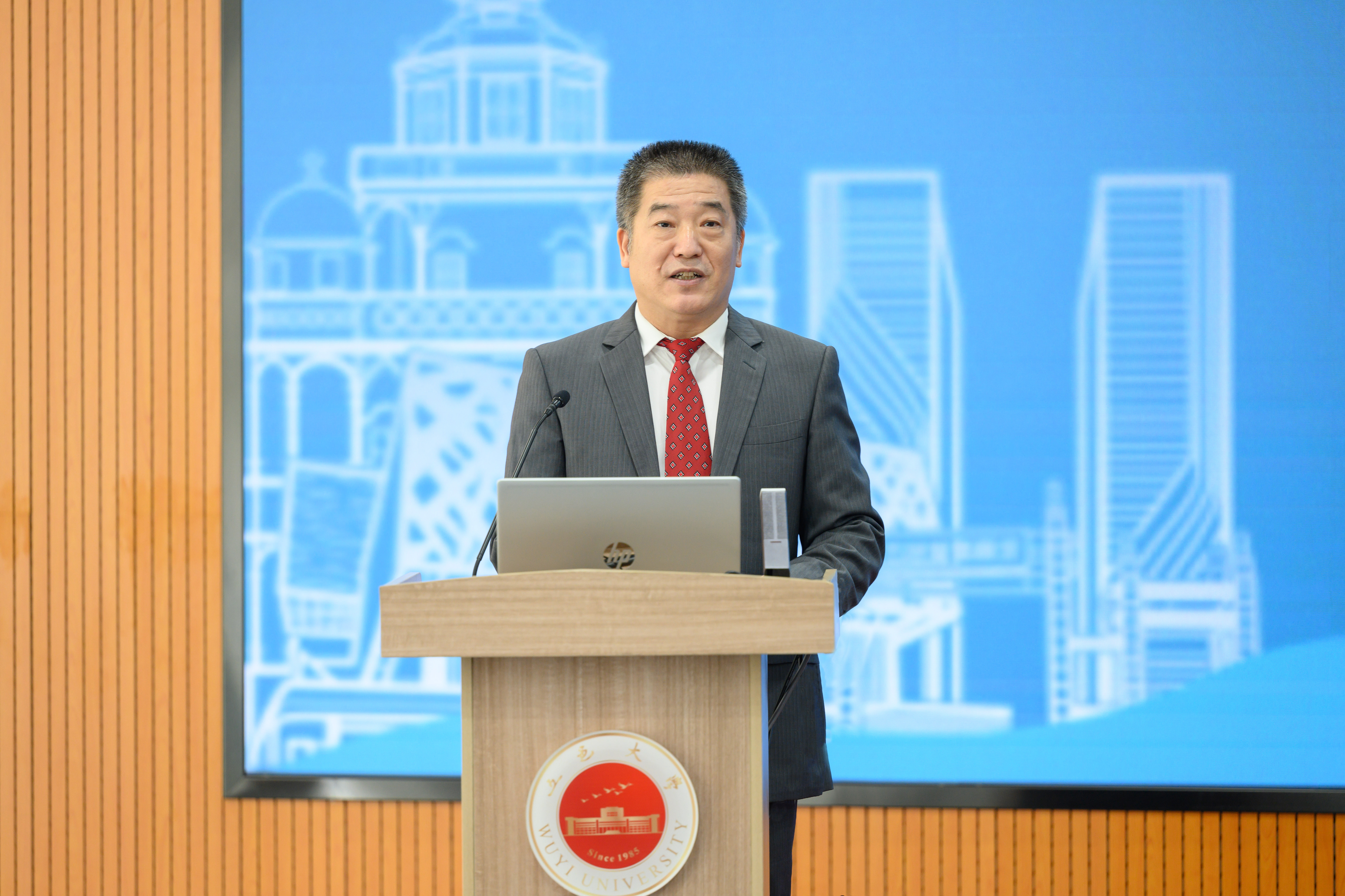 40D9FD3F0EABBA4B06031F54386_B0692B9E_4FF55E 40D9FD3F0EABBA4B06031F54386_B0692B9E_4FF55E