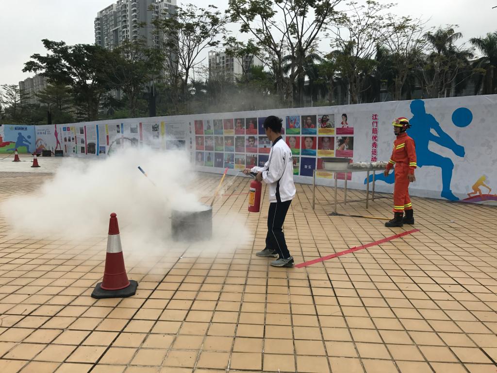 7BCD88DE201E5D4E8B1E381A5D2_6D9302B6_23EE2.jpg?e= 7BCD88DE201E5D4E8B1E381A5D2_6D9302B6_23EE2.jpg?e=