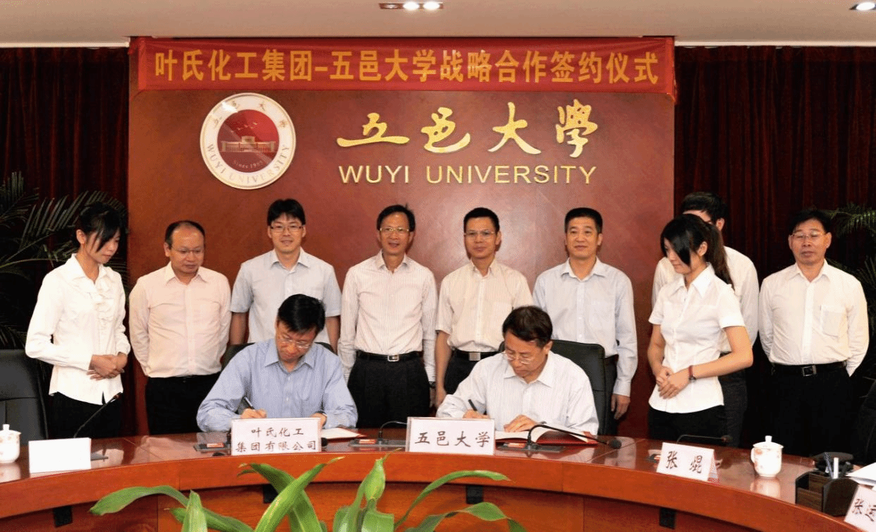 BC718353E24D7A0EF1770344111_B40880F7_664EB