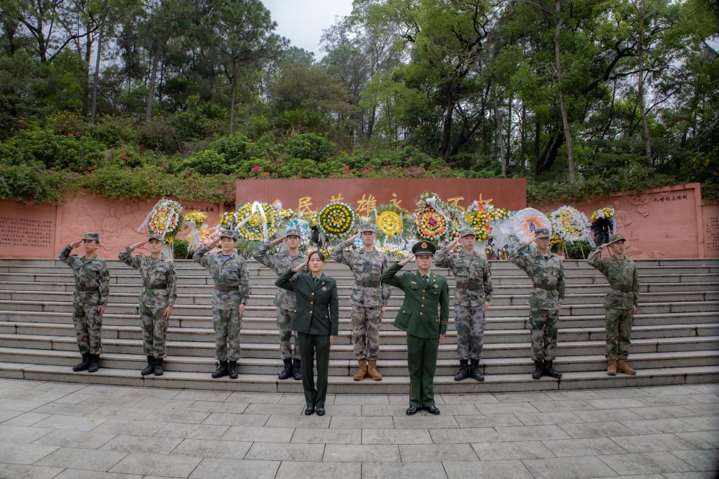 AE649E307DC130D66EF160F230B_7BDC27FB_268B0 AE649E307DC130D66EF160F230B_7BDC27FB_268B0