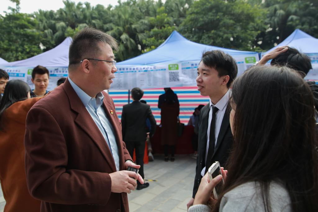 67EC54B850D13D03DE03D6EAC59_FDBE33B2_13B52