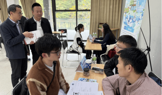 5FC0BFE8FC34451279043B009AC_737BB69F_1ABB4