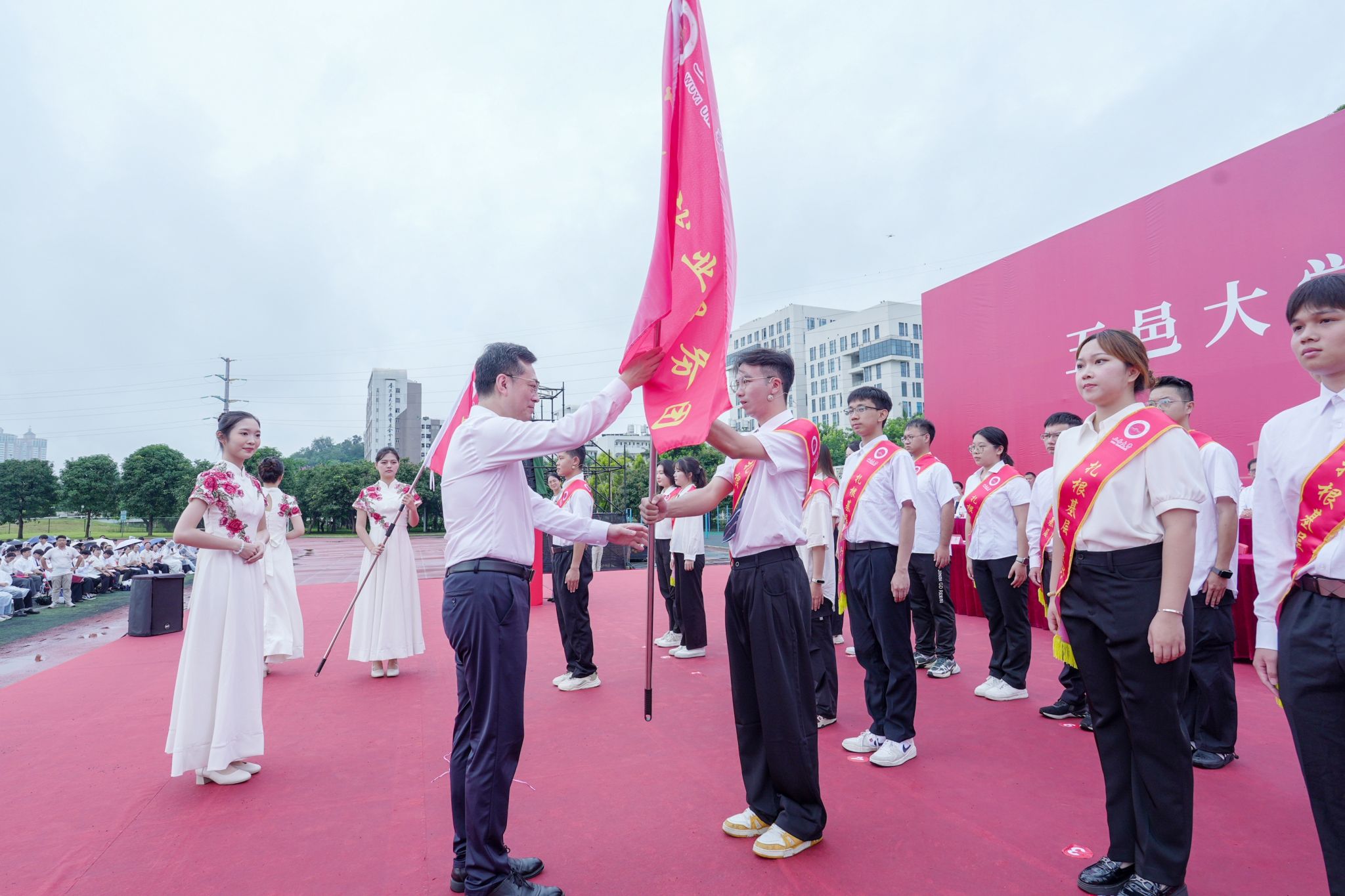 54B63488EC9DE9BB6152DC2A099_58EBC7F1_48EF0